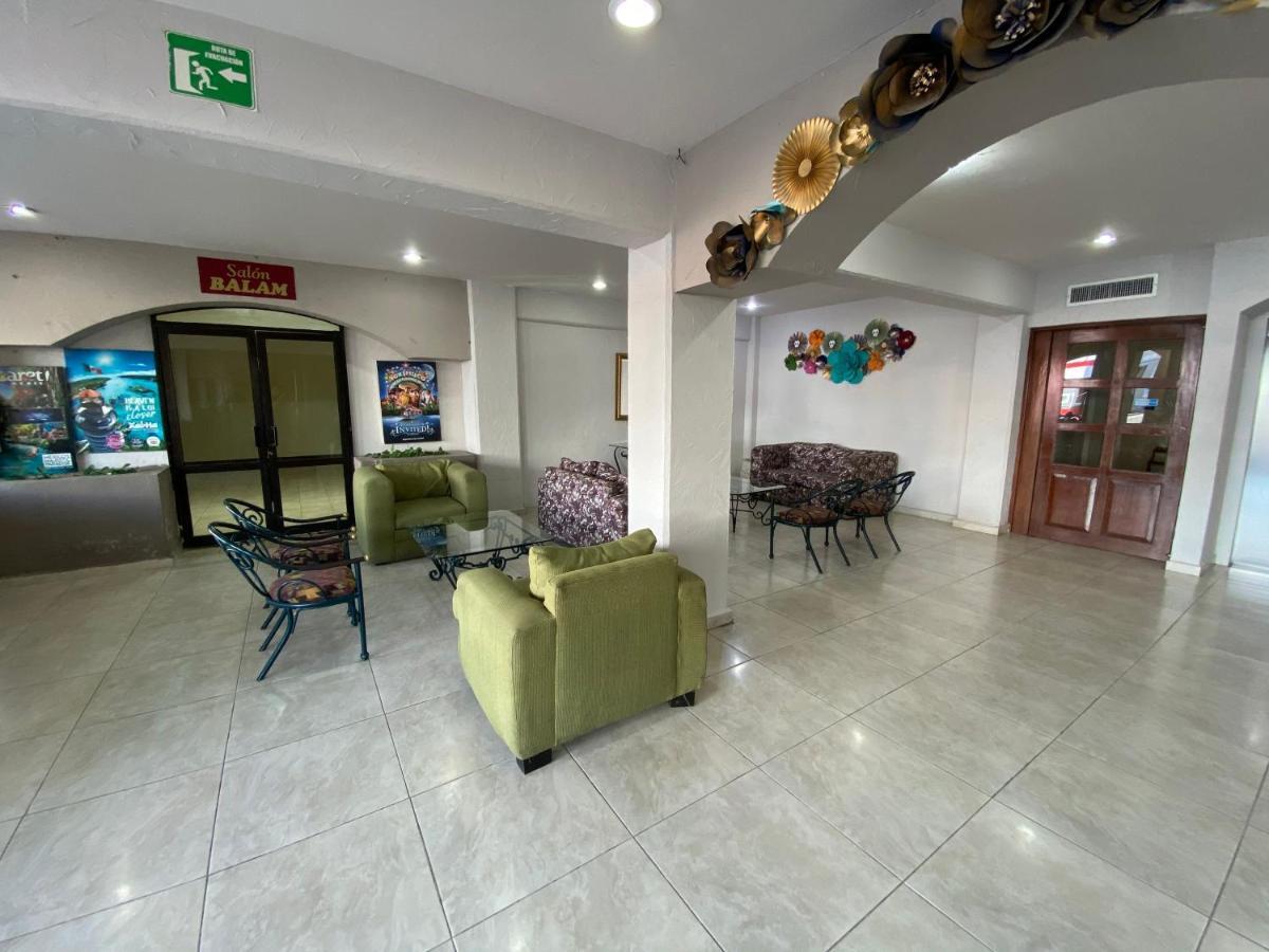 Hotel Batab Cancun Exterior photo